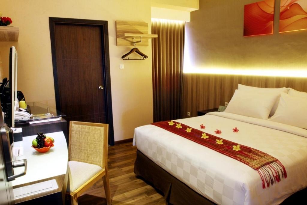 Oxville Hotel Padang  Rum bild